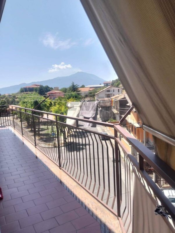 Vrijstaande woning in Santa Domenica Vittoria