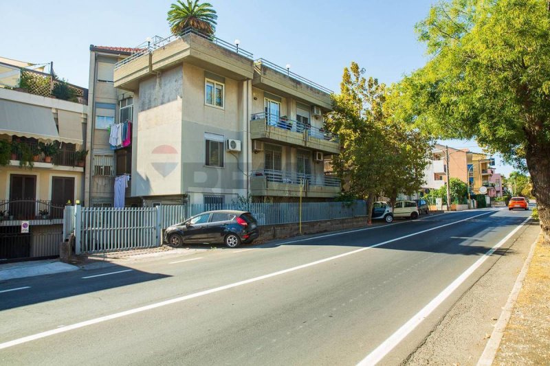 Wohnung in Aci Castello