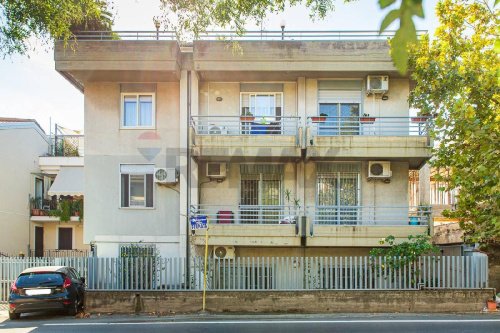Wohnung in Aci Castello