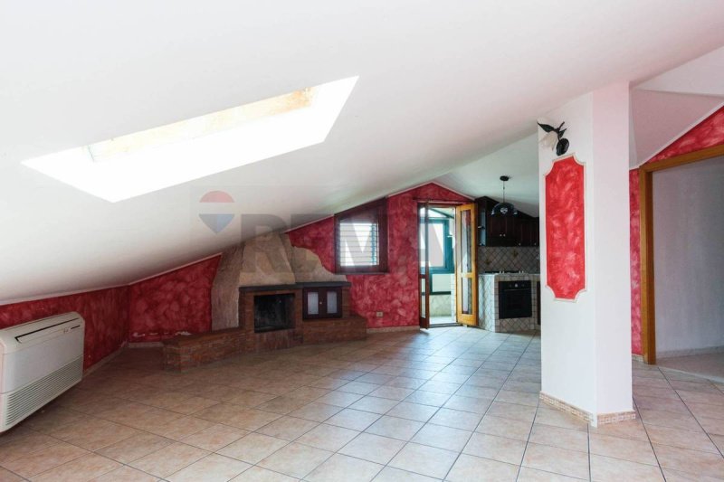 Zolderkamer in Aci Catena