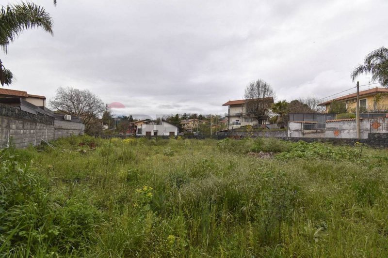 Terreno edificabile a Mascalucia