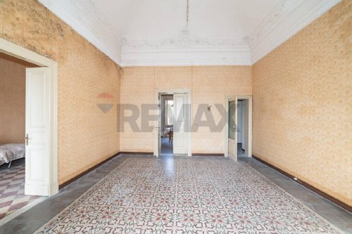 Особняк из двух квартир в Катания