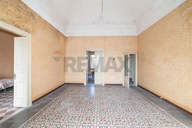 Half-vrijstaande woning in Catanië