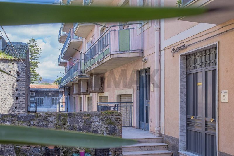 Casa semi-independiente en Adrano