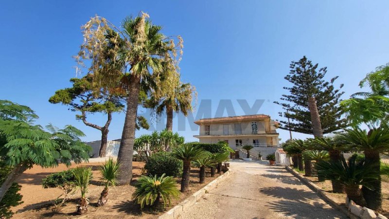 Вилла в Шикли