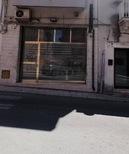 Zakelijk onroerend goed in Comiso