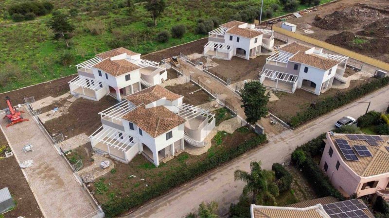 Appartement à Campofelice di Roccella