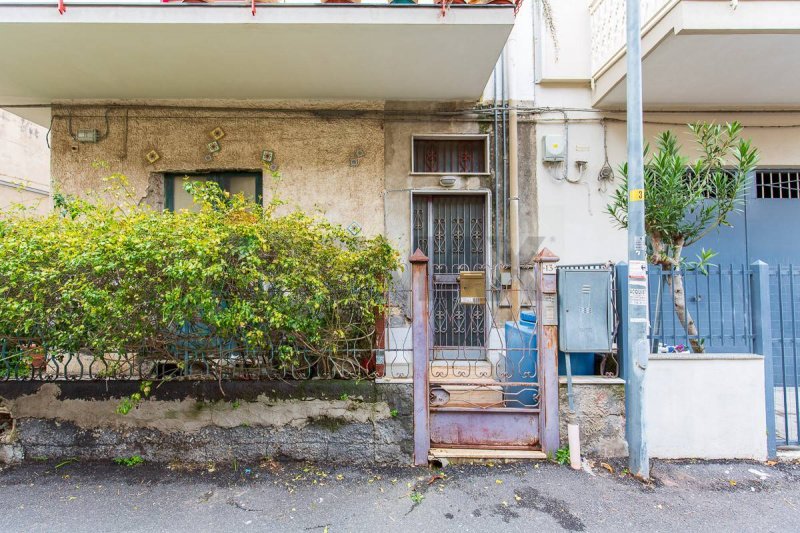 Apartamento em Tremestieri Etneo