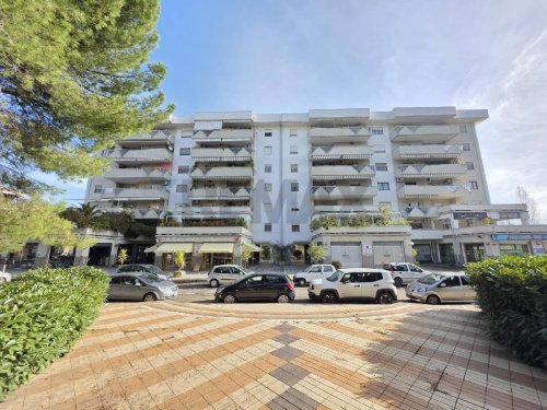 Immobile commerciale a Rende