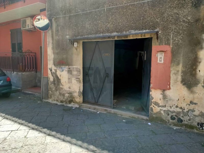 Особняк в Ачи-Катена