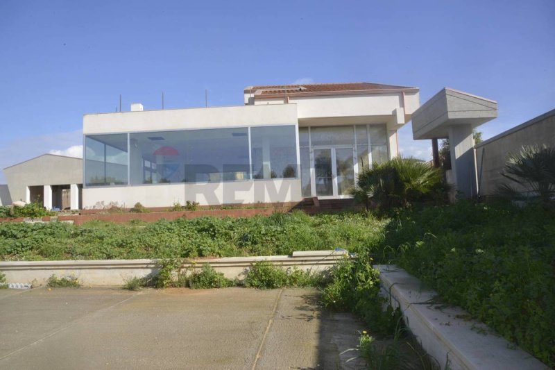 维多利亚商业房产