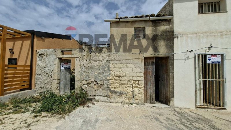 Detached house in Ispica