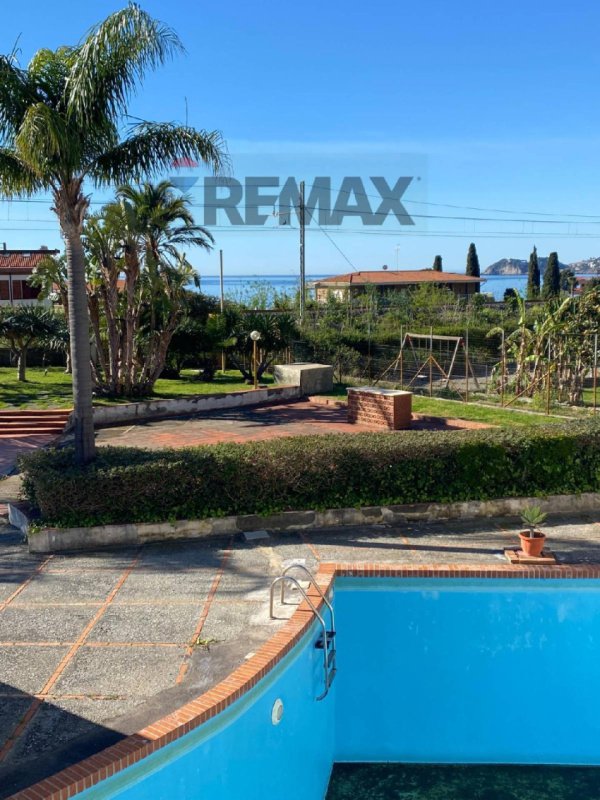 Appartement à Letojanni