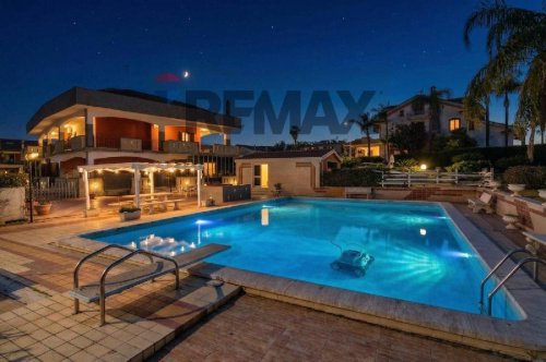 Villa in Aci Sant'Antonio