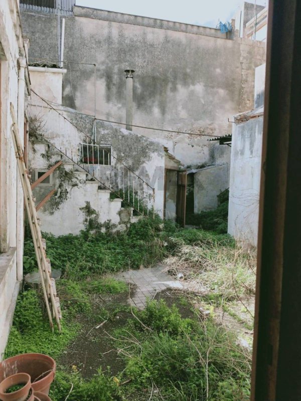 Casa independente em Canicattini Bagni