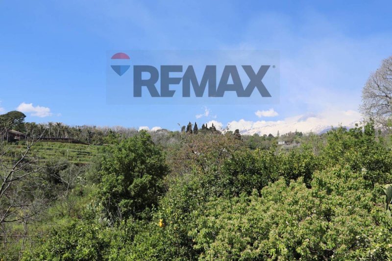 Terreno agricolo a Fiumefreddo di Sicilia