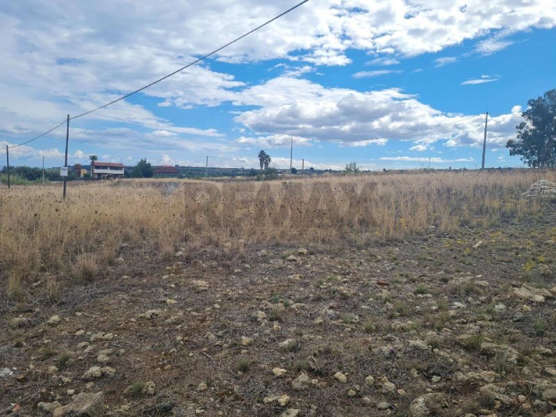 Terreno edificable en Carlentini