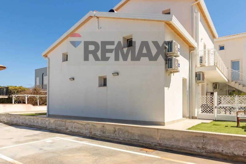 Vrijstaande woning in Noto