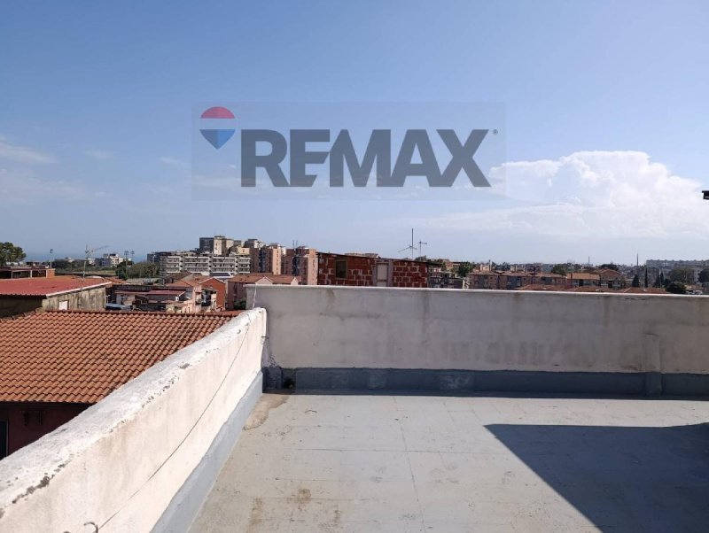 Apartamento em Catânia