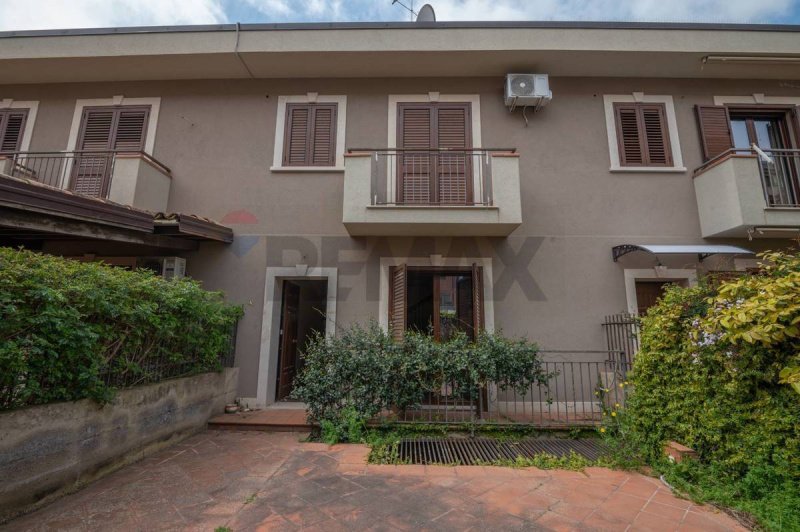 Reihenhaus in Caltagirone
