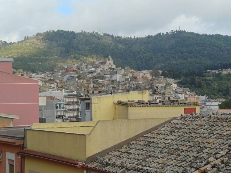 Wohnung in Chiaramonte Gulfi