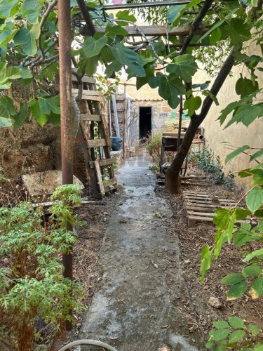 Особняк из двух квартир в Палермо