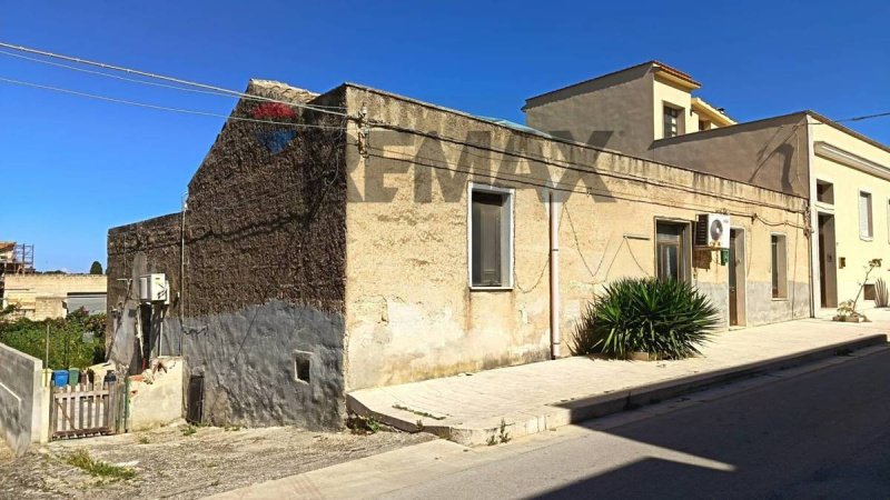 Casa independiente en Custonaci
