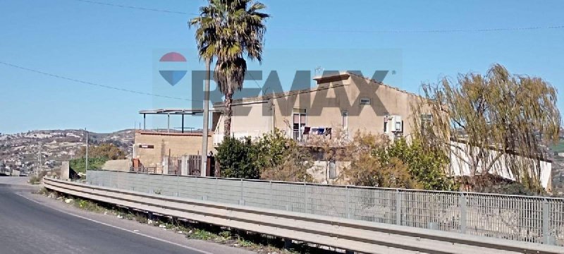 Doppelhaushälfte in Caltagirone