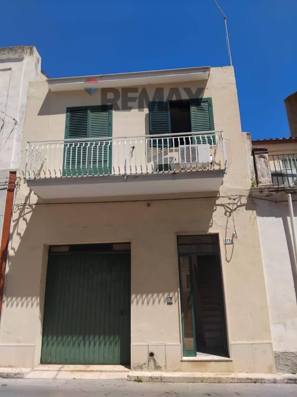 Casa independente em Avola