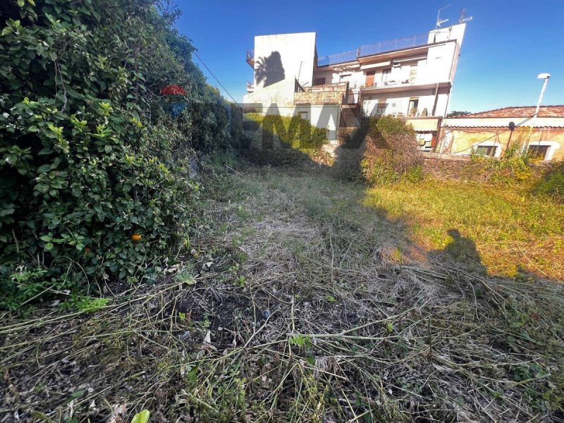 Bouwgrond in Gravina di Catania