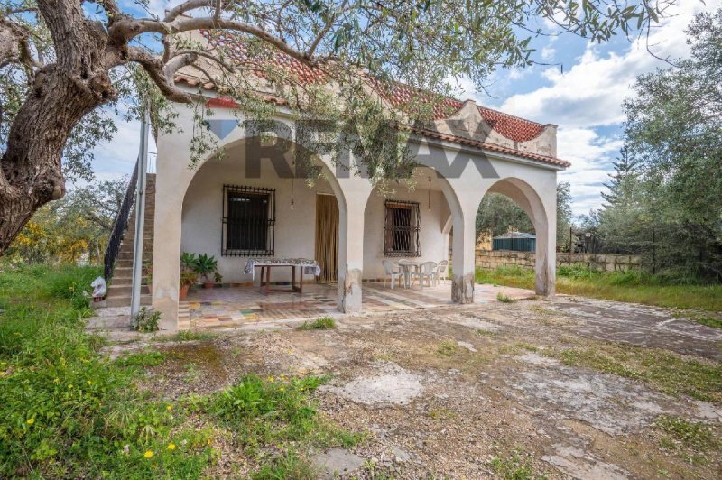 Villa en Noto