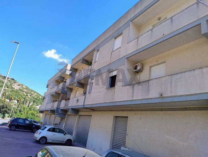 Apartamento em Módica
