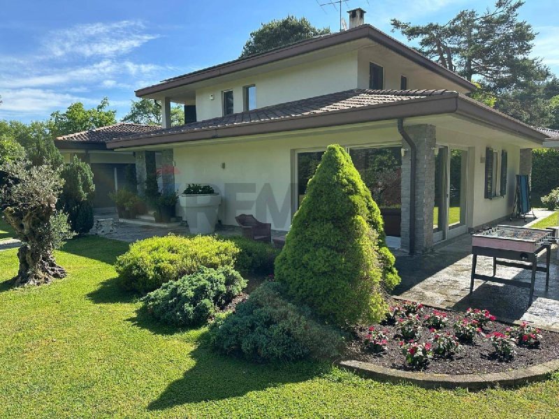 Villa i Cantù