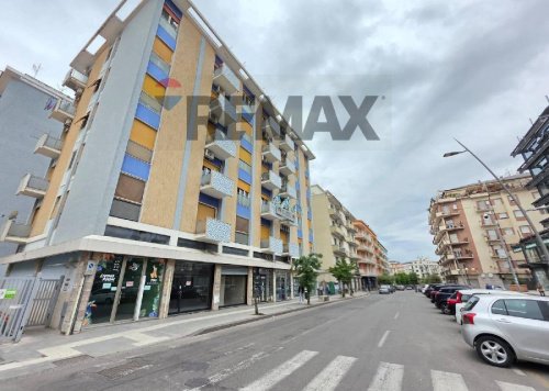 Edifício comercial em Cosenza