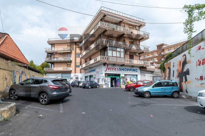 Commercial property in Gravina di Catania