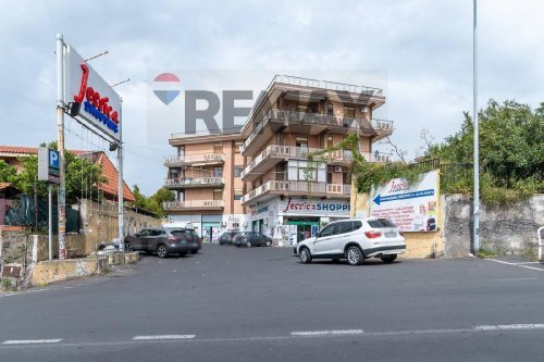 Commercial property in Gravina di Catania