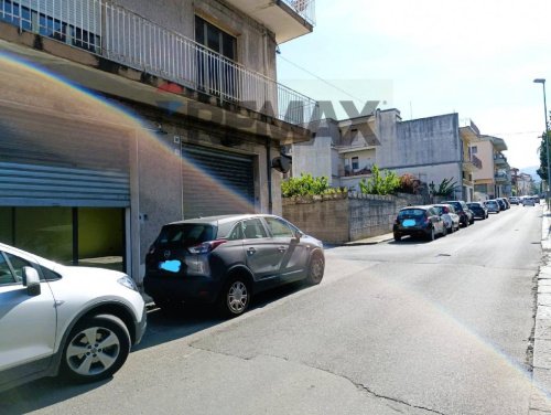 Local commercial à Giarre