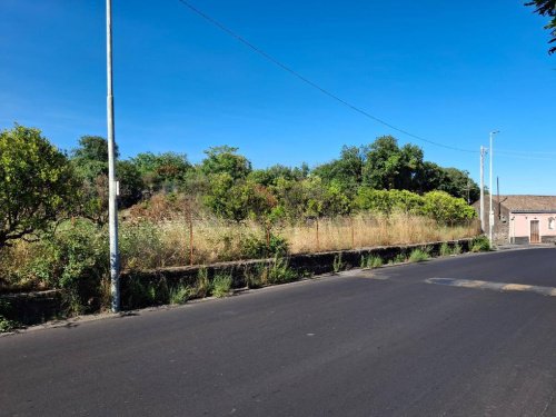 Terreno para construção em Aci Sant'Antonio