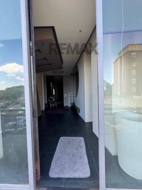 Commercial property in Tremestieri Etneo