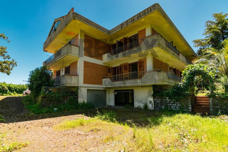 Maison individuelle à Piedimonte Etneo