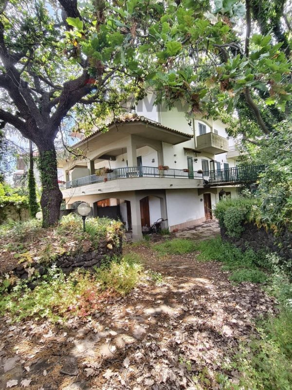 Villa in Acireale