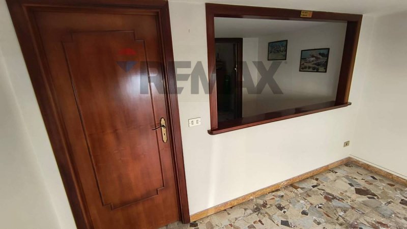 Inmueble comercial en Giarre
