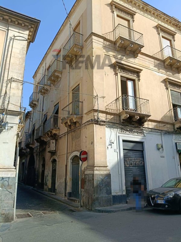 Wohnung in Paternò