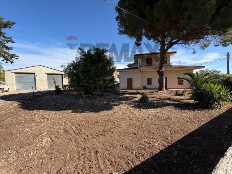 Villa in Modica