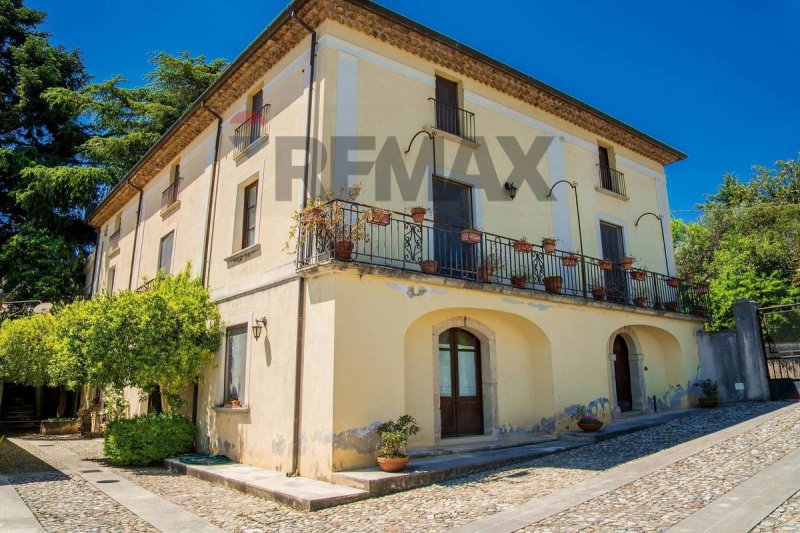 Villa in Marano Marchesato