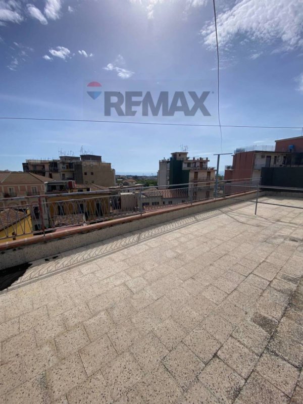 Apartment in Aci Catena