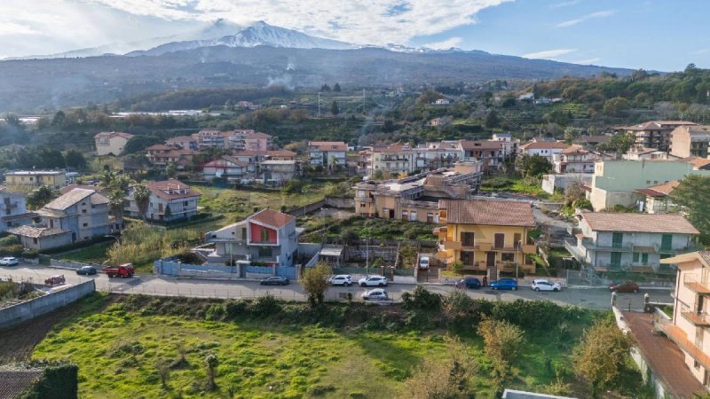 Landwirtschaftliche Fläche in Piedimonte Etneo