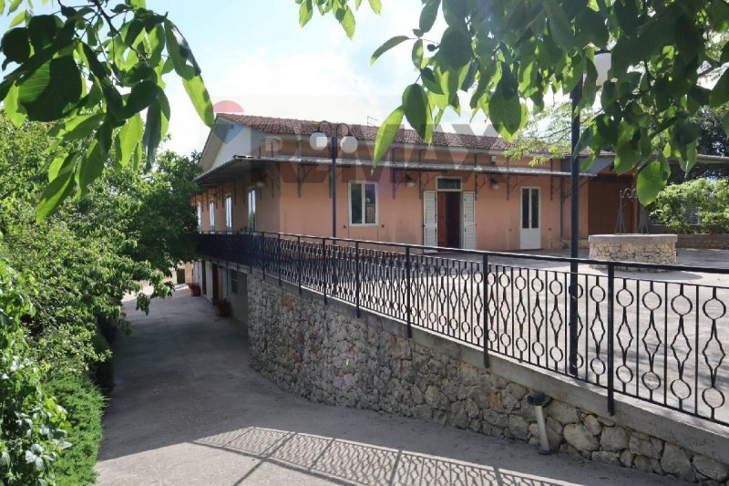 Villa i Noto