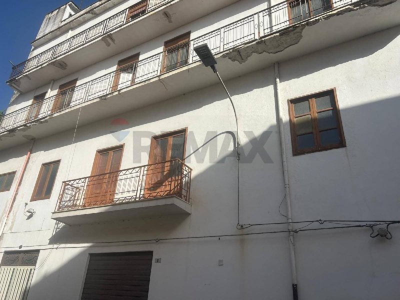 Palazzo a Partinico