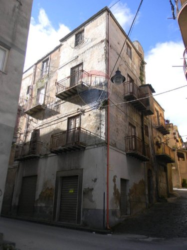 Casa indipendente a Favara
